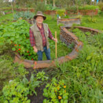 KURS Permakultur Ziegel-Hochbeet
